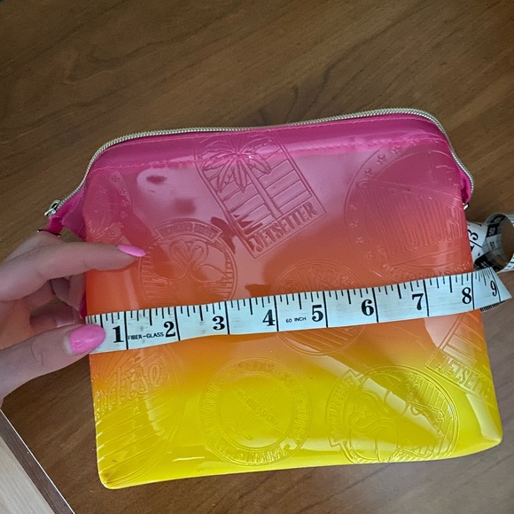 Victorias Secret Makeup Bag - Picture 7 of 7